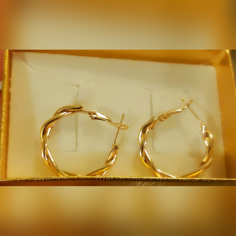 Gold Hoops - Picture 1 of 2